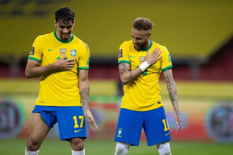 Grâce à Neymar et Paquetá, le Brésil enchaîne face au Paraguay