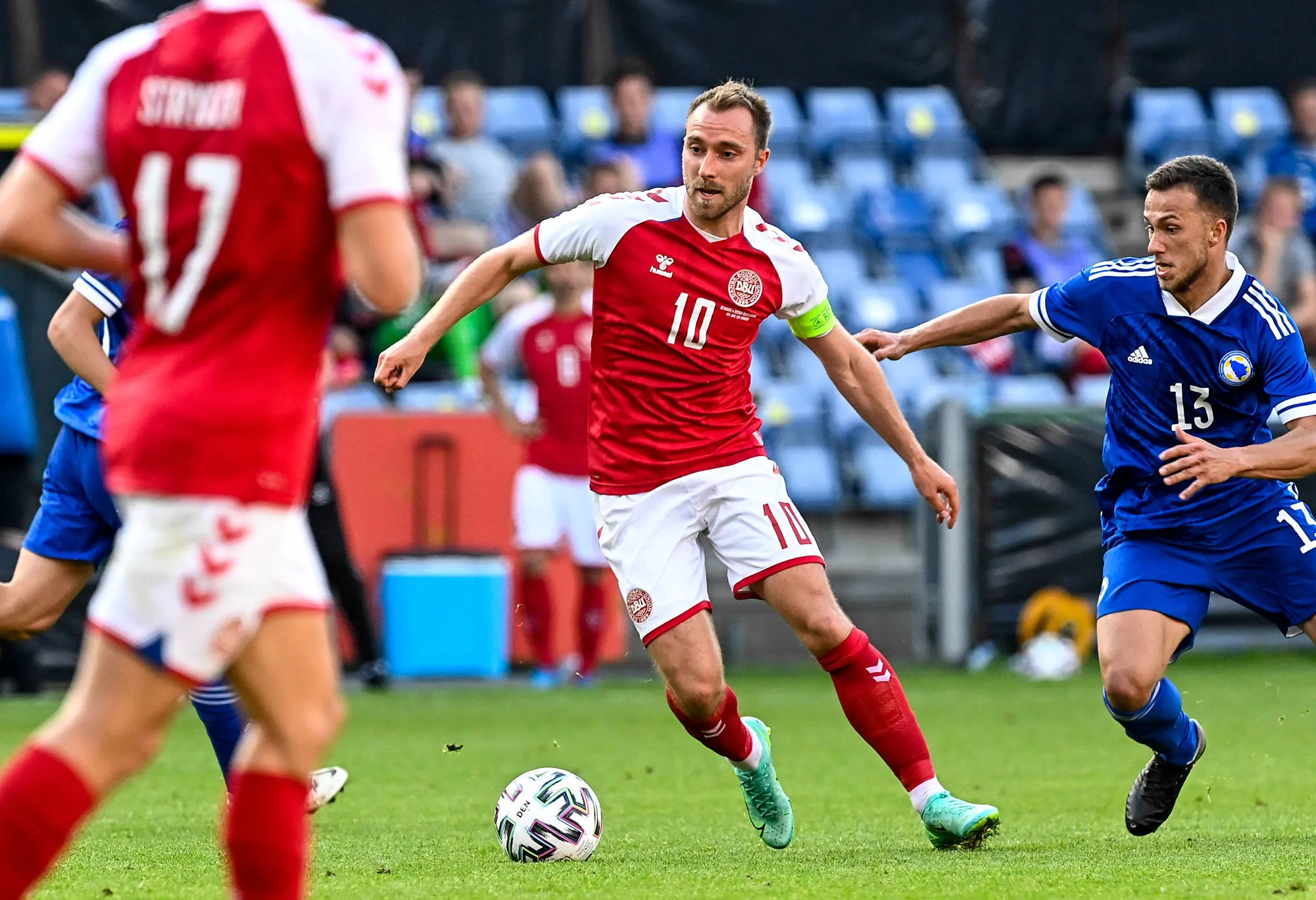 Cotes Danemark Finlande : meilleures cotes et meilleurs bonus pour parier sur le match de l&rsquo;Euro