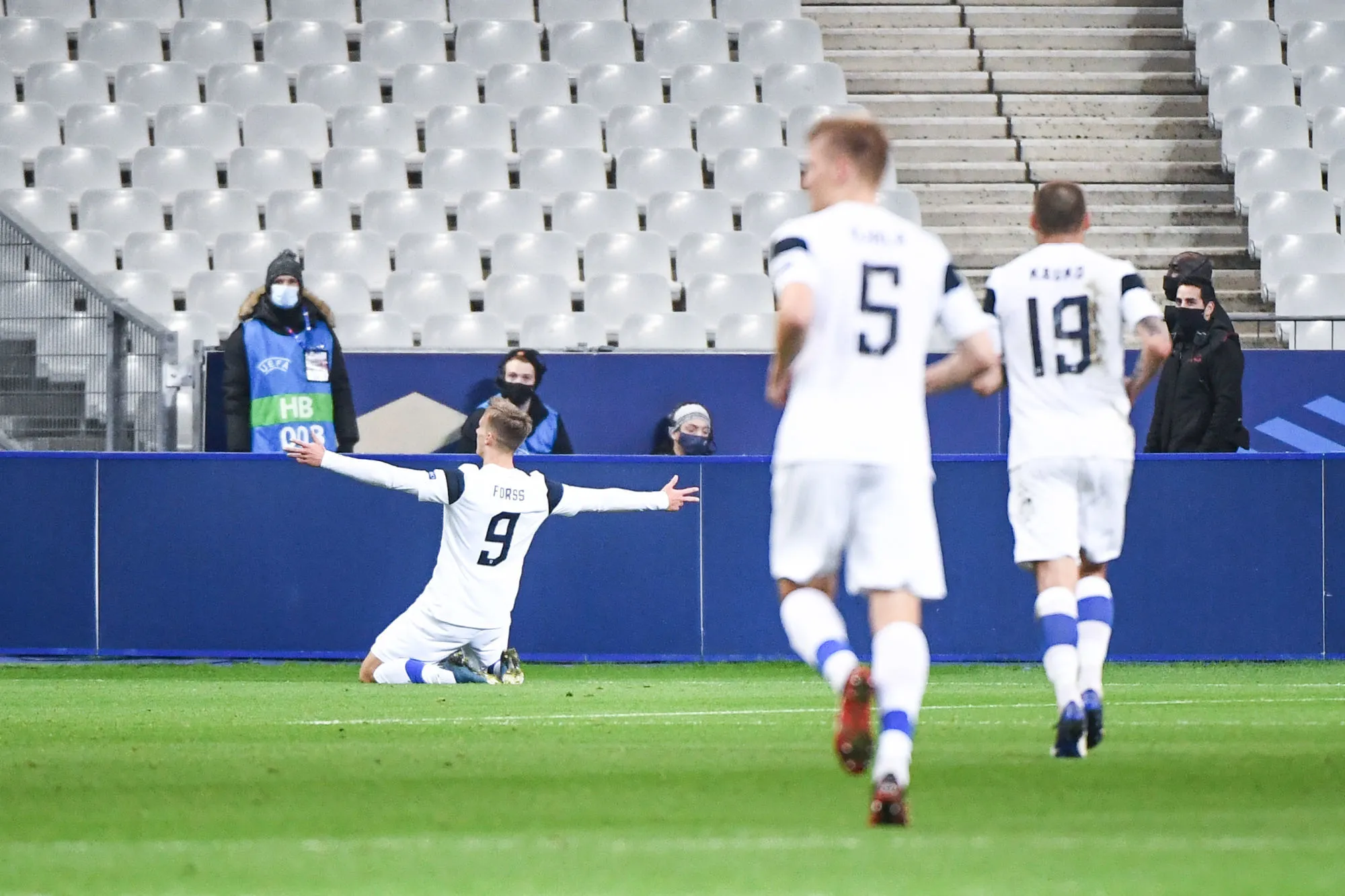 Cotes Finlande Russie : meilleures cotes et meilleurs bonus pour parier sur le match de l&rsquo;Euro