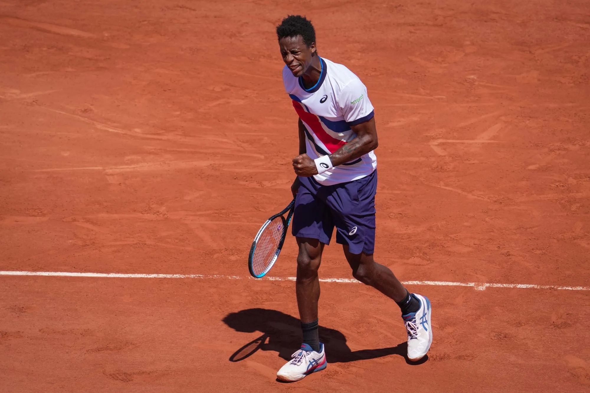 Pronostic Monfils Ymer : Analyse, cotes et prono du 2e tour de Roland Garros