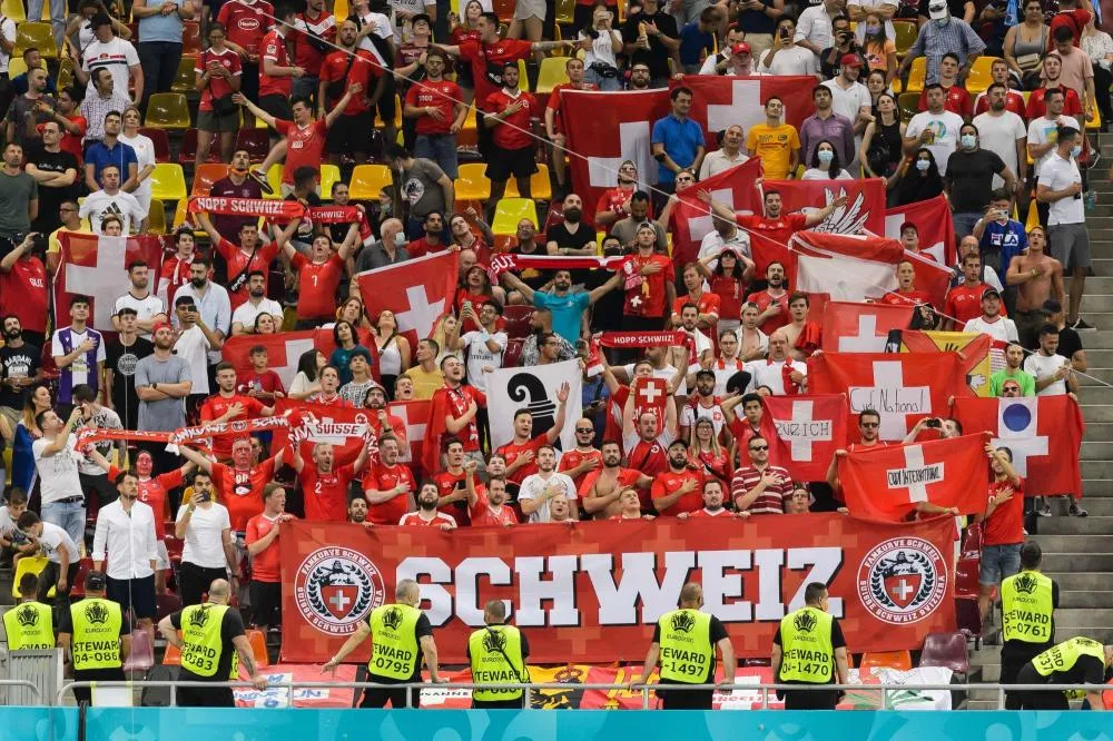 Le supporter devenu un mème savoure «<span style="font-size:50%">&nbsp;</span>le plus beau jour de l’histoire du football suisse<span style="font-size:50%">&nbsp;</span>»