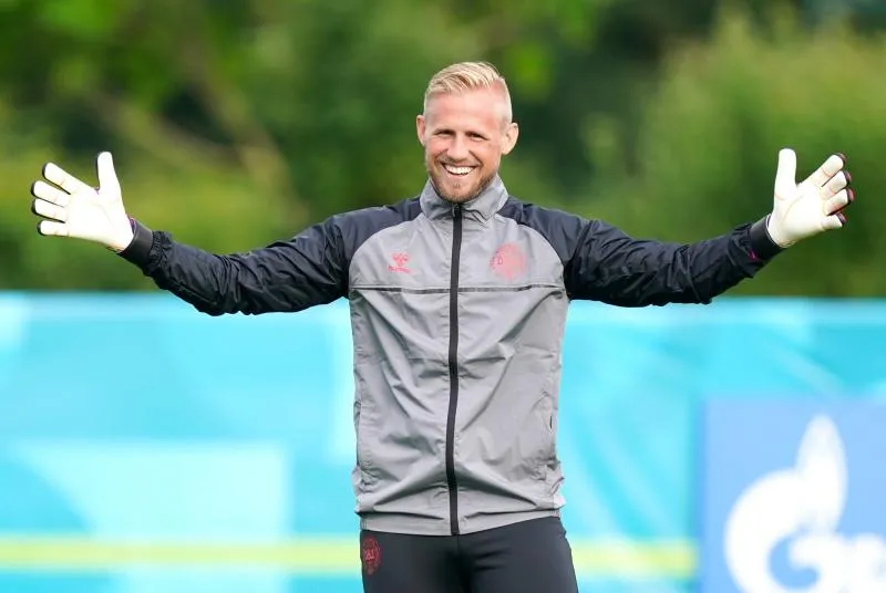 Kasper Schmeichel raille l&rsquo;Angleterre et son «<span style="font-size:50%">&nbsp;</span>Football coming home<span style="font-size:50%">&nbsp;</span>»