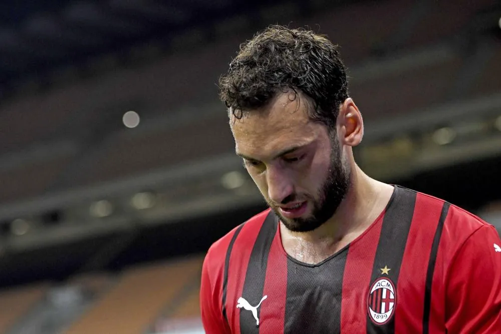 Hakan Çalhanoğlu va s&rsquo;engager avec l&rsquo;Inter