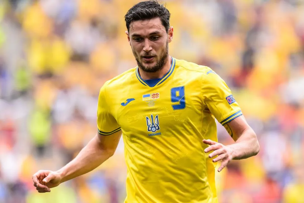 Benfica s&rsquo;offre Roman Yaremchuk