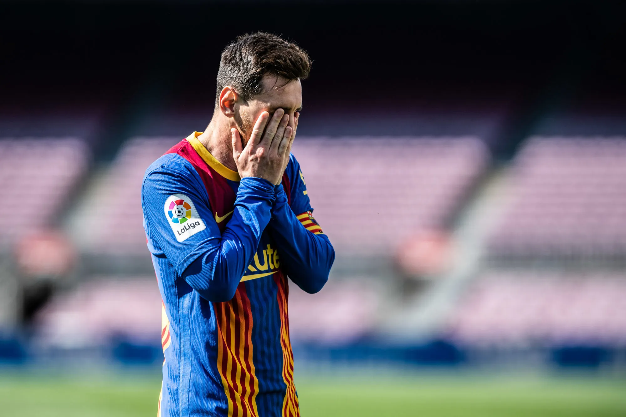 Lionel Messi en larmes lors de sa conférence de presse