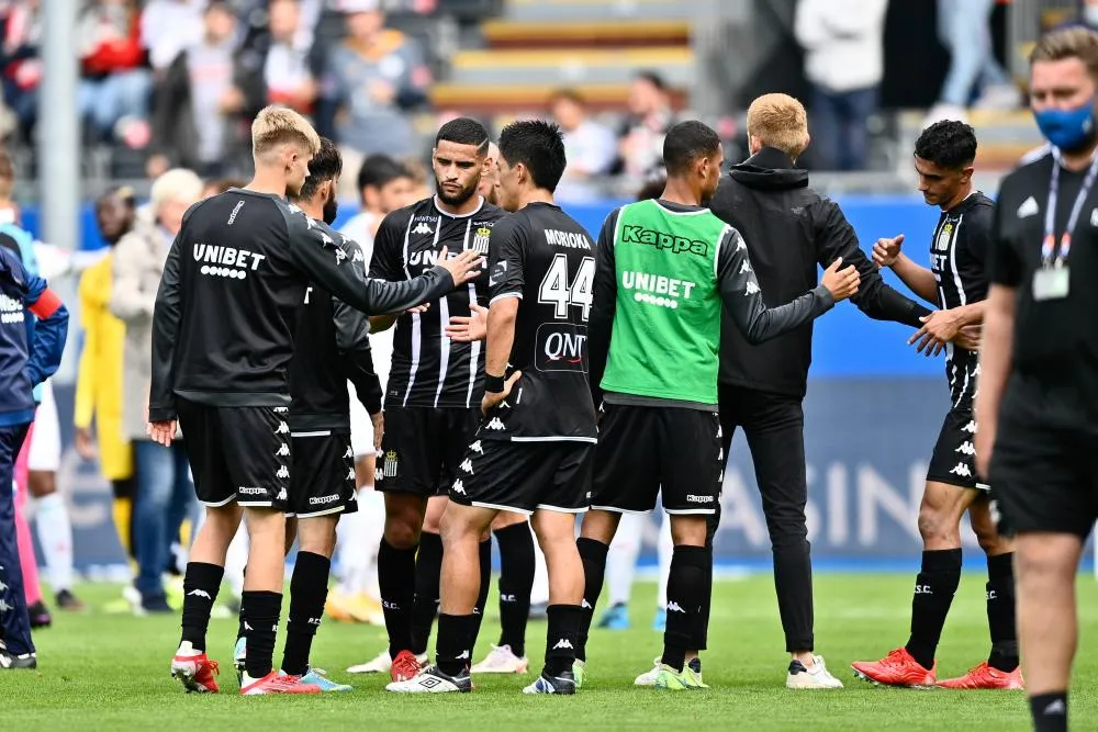 Le Sporting Charleroi dédie une tribune spéciale pour les non-vaccinés