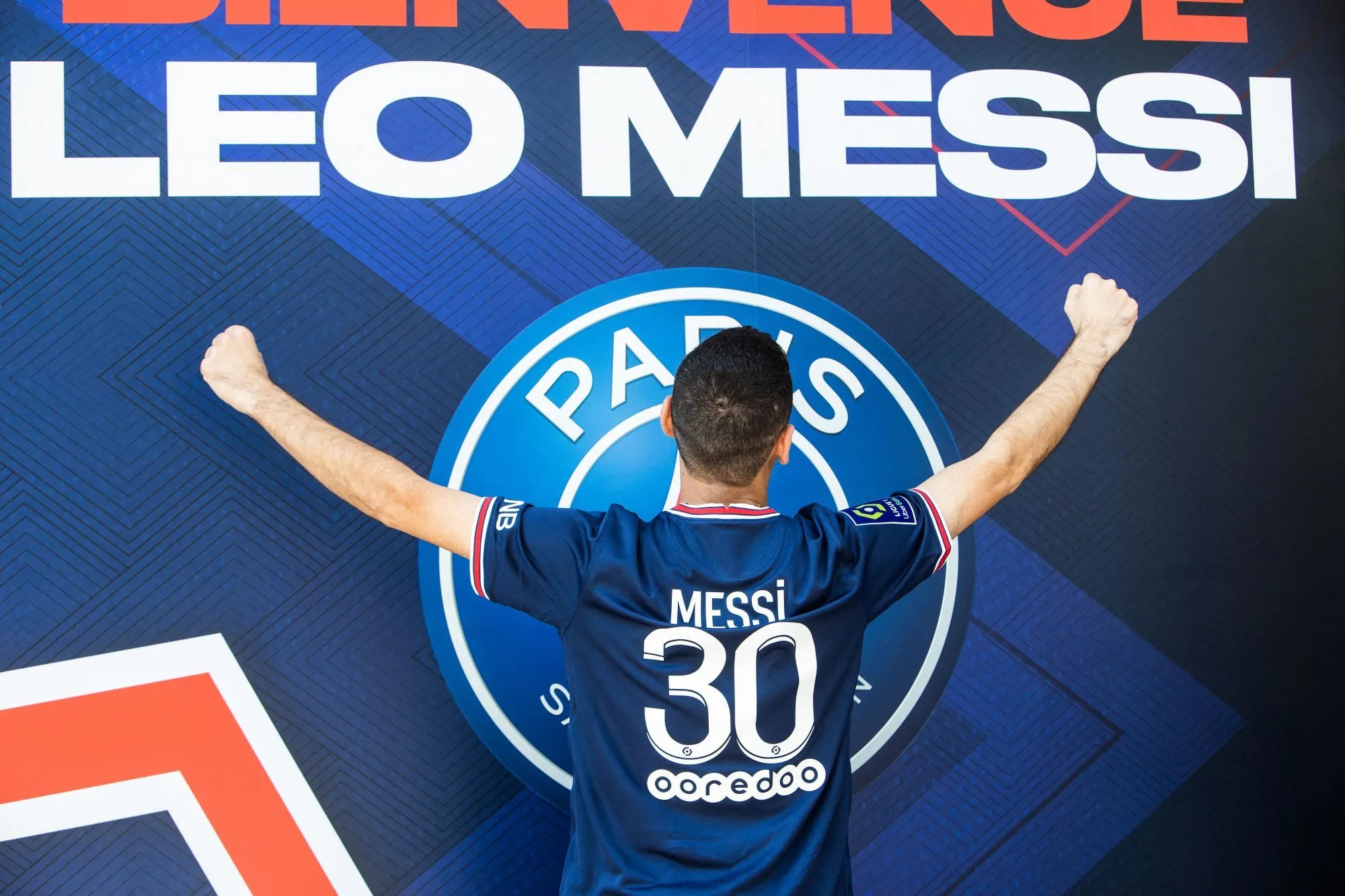 À la recherche des premiers maillots floqués Messi