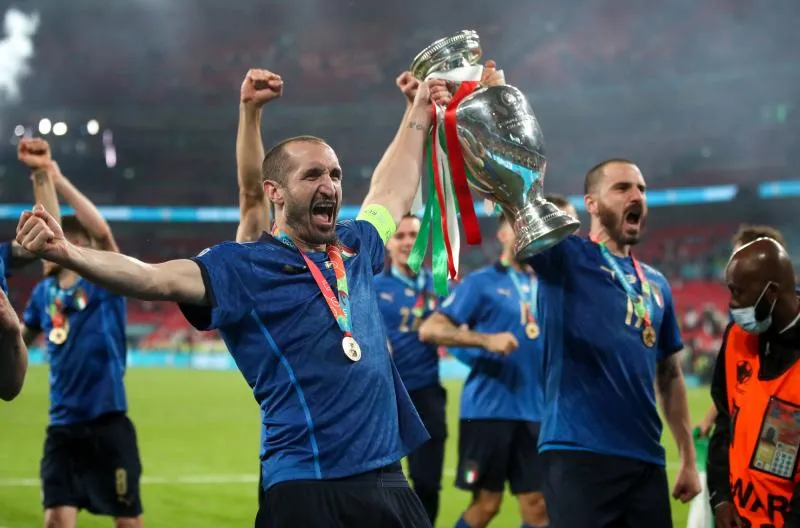 Bonucci-Chiellini, les papys font de la résistance