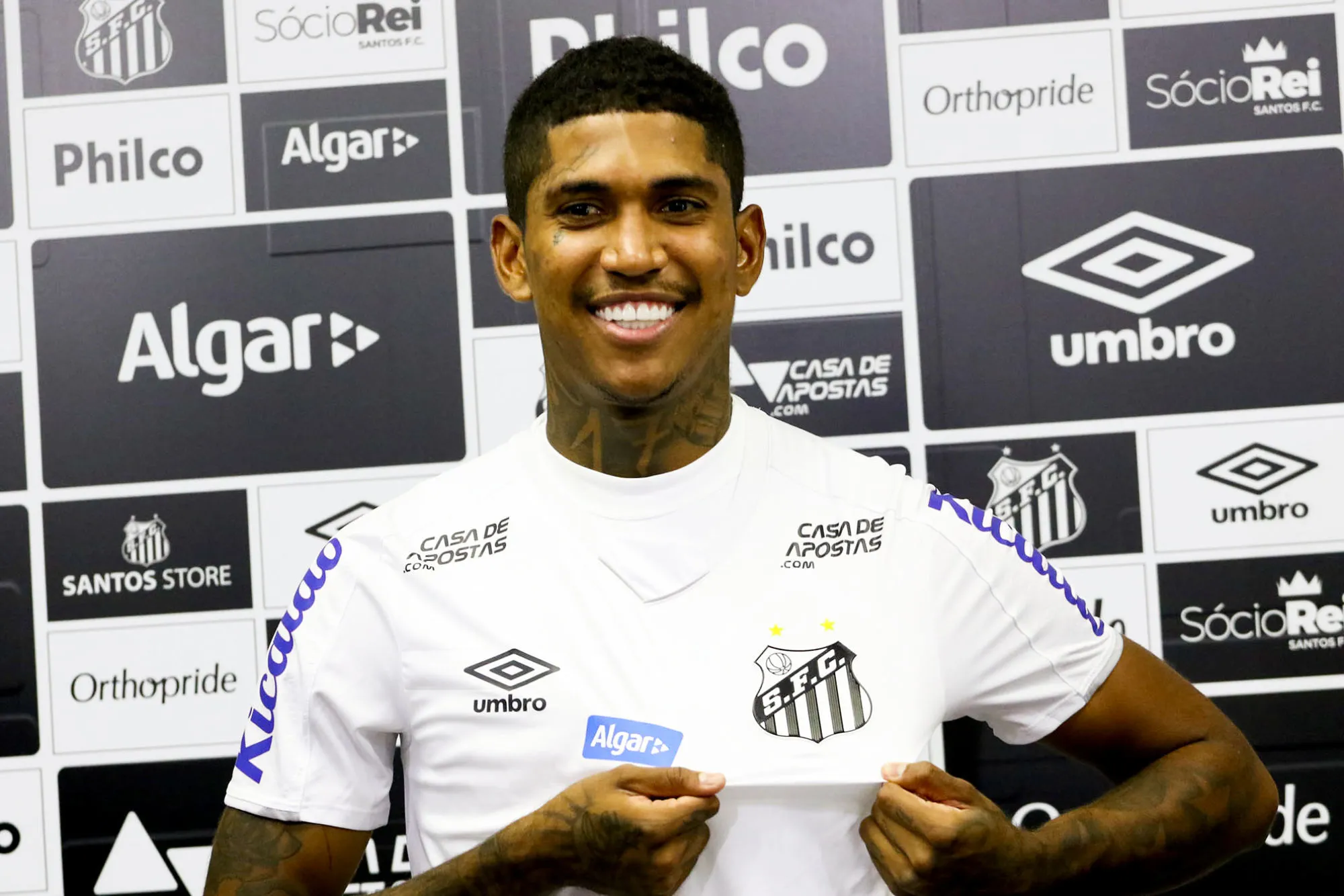 Passé près de perdre sa jambe, Raniel raconte son calvaire