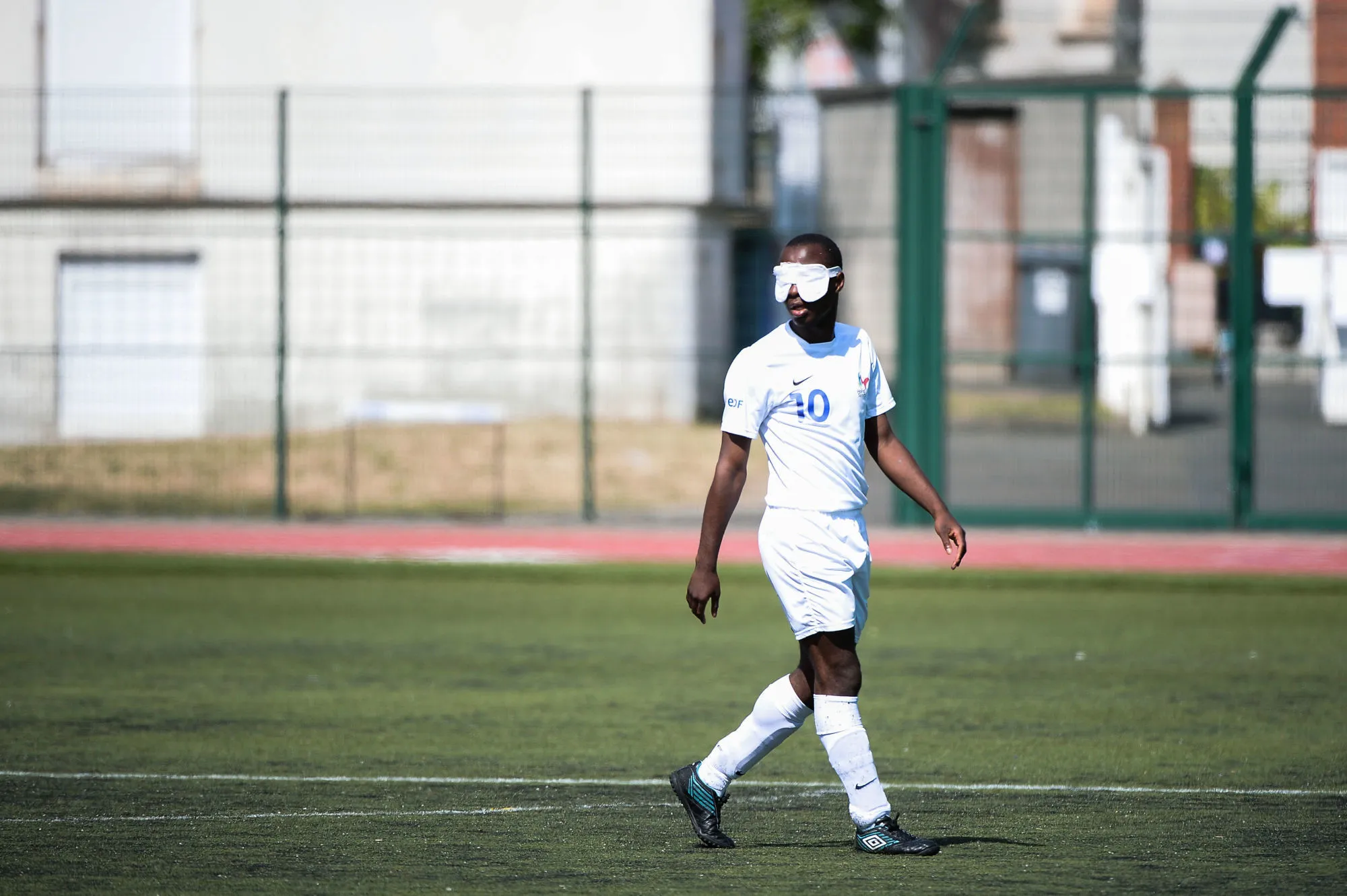 Cécifoot : la France débute ses Jeux paralympiques par une raclée face au Japon