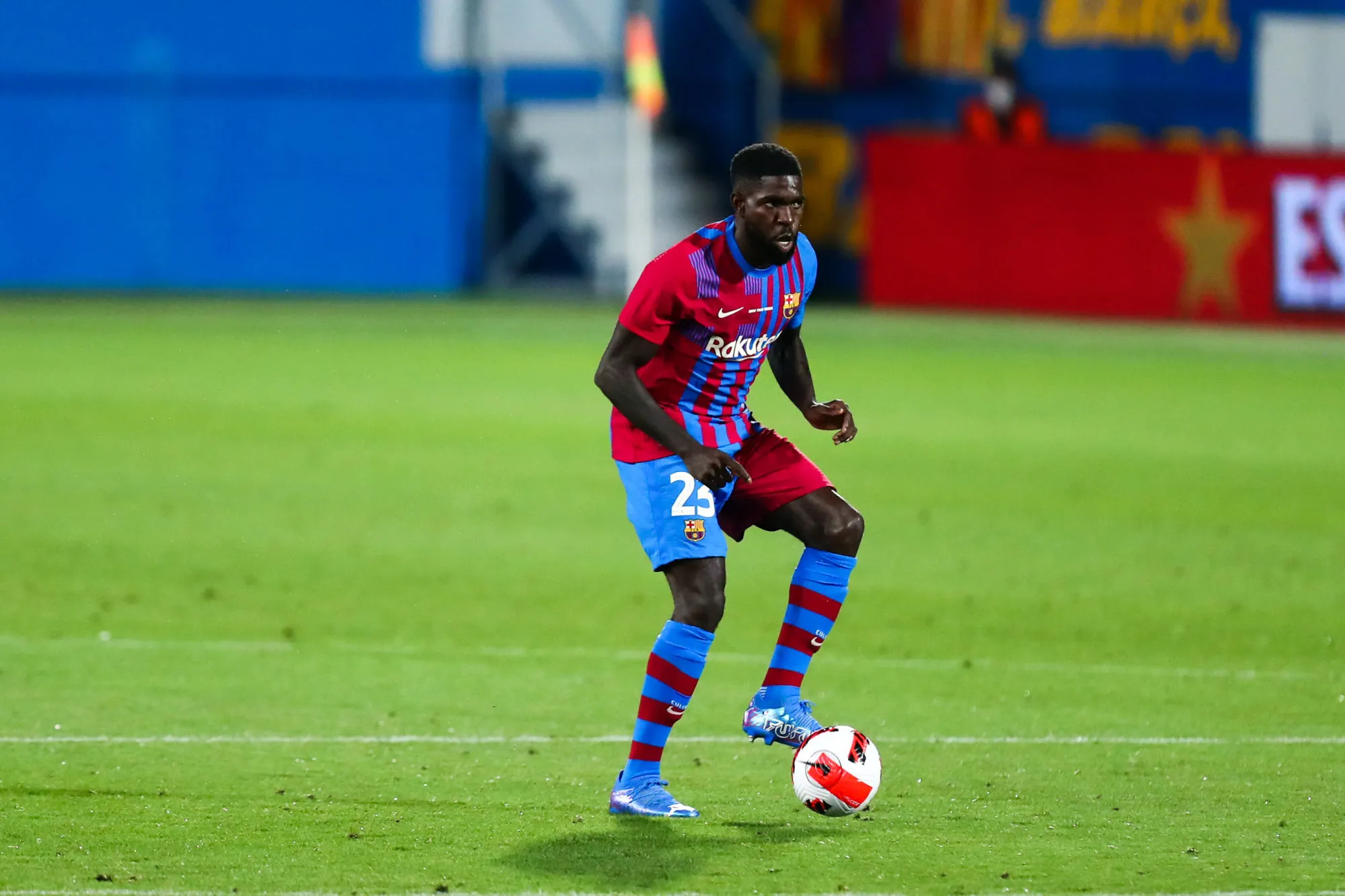 Koeman : «<span style="font-size:50%">&nbsp;</span>Umtiti est physiquement meilleur que l&rsquo;année dernière<span style="font-size:50%">&nbsp;</span>»