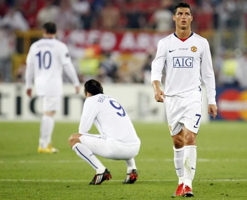 Dimitar Berbatov : «<span style="font-size:50%"> </span>Peut-être qu’Anthony Martial sera la victime de l’arrivée de Ronaldo<span style="font-size:50%"> </span>»