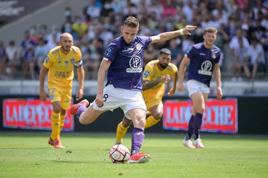 Vainqueur de Bastia, Toulouse prend provisoirement la tête de la Ligue 2