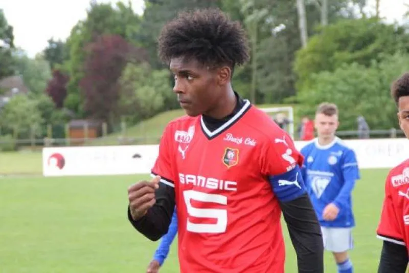Mathys Tel, 16 ans, nouveau talent du Stade rennais