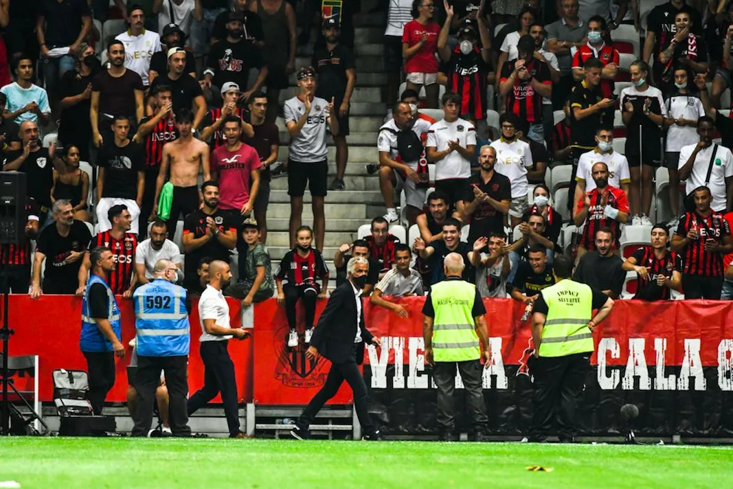 Et au milieu coule Jean-Pierre Rivère