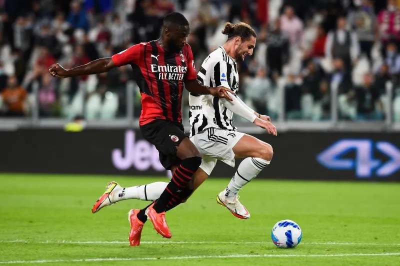 Milan tient la Juve en respect