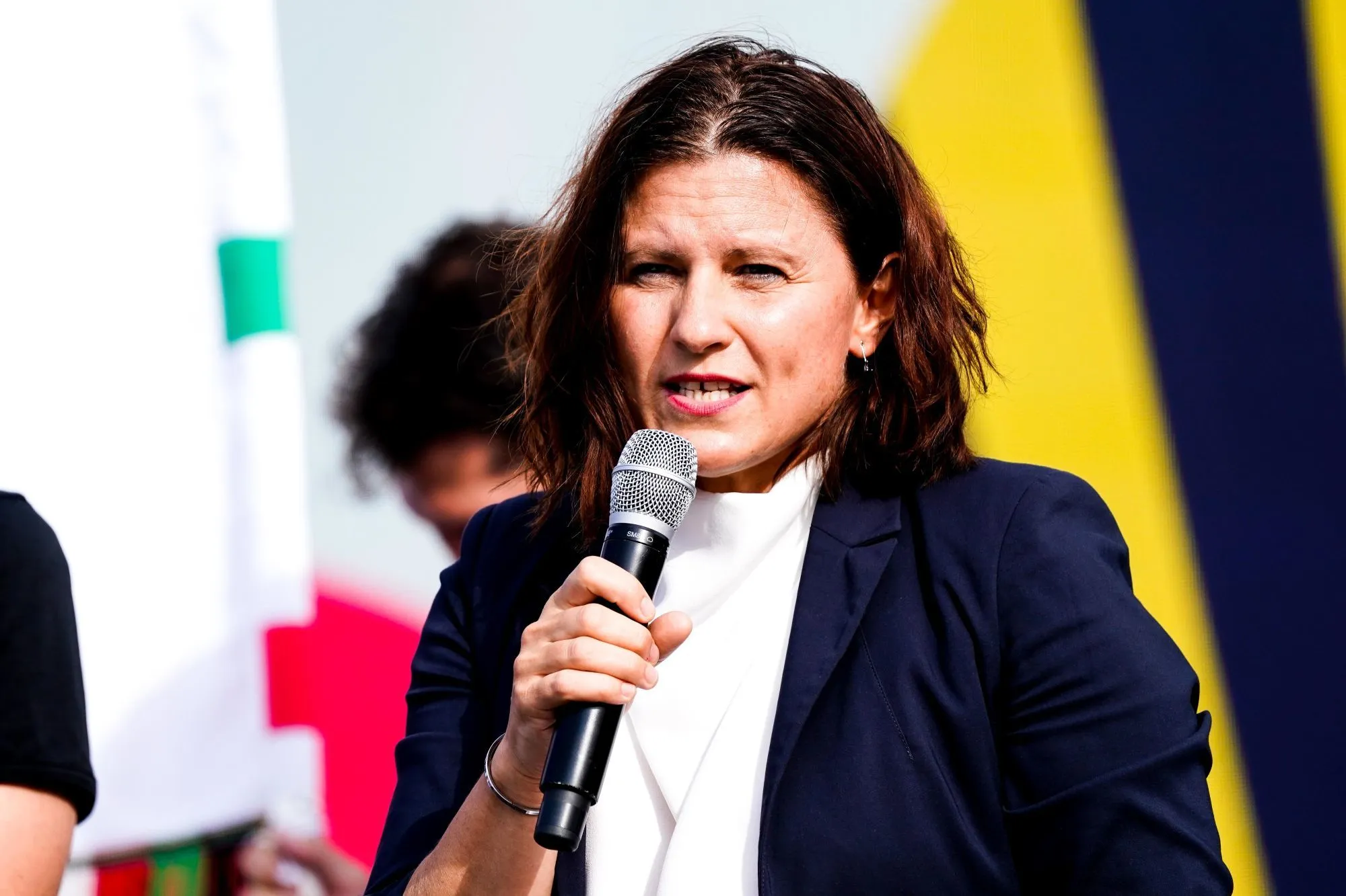 Roxana Maracineanu : «<span style="font-size:50%">&nbsp;</span>Il ne faut pas punir tout un stade<span style="font-size:50%">&nbsp;</span>»