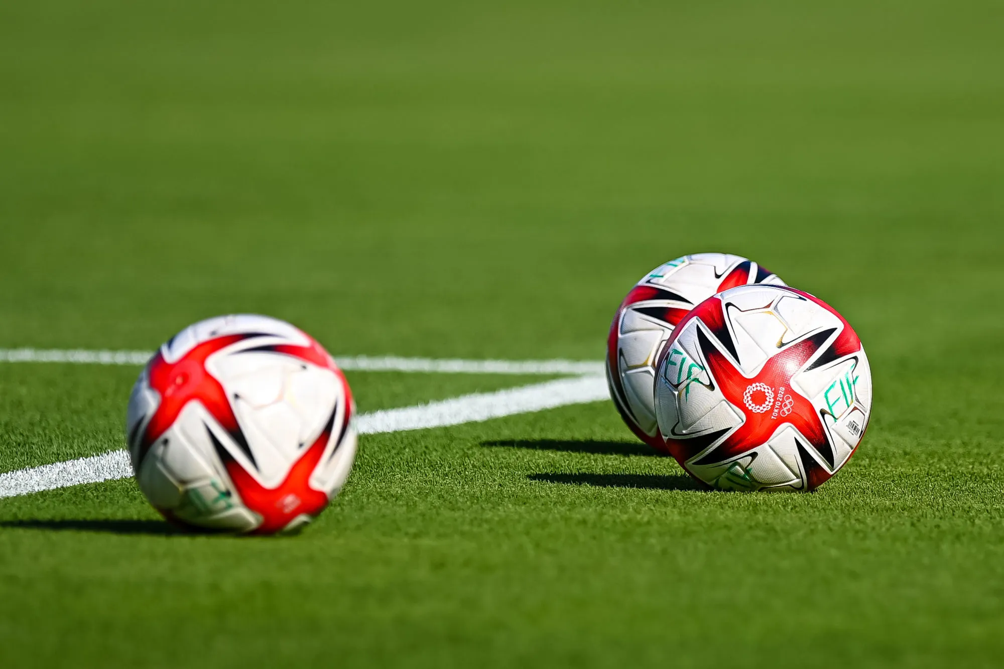 Arnaqué par un agent, l&rsquo;Argentin Maximiliano Fornari dort sur un banc public en Grèce