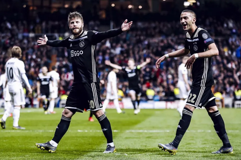 L’Ajax rejoue ses grands moments de Ligue des champions avec des enfants