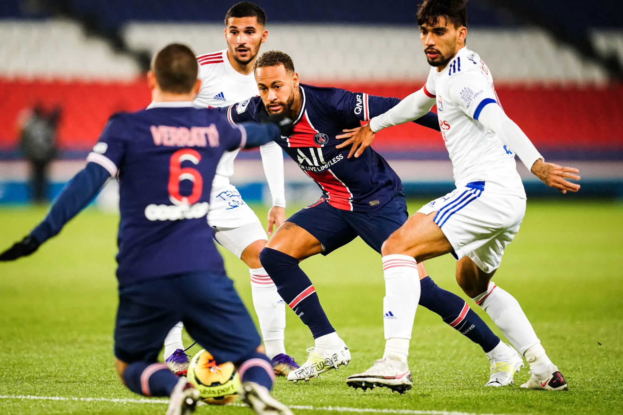 Pronostic PSG Lyon : Analyse, cotes et prono du match de Ligue 1