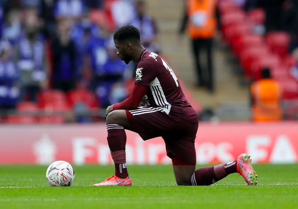 Seuls trois clubs de Premier League ont accepté l&rsquo;invitation de la police pour lutter contre le racisme en ligne