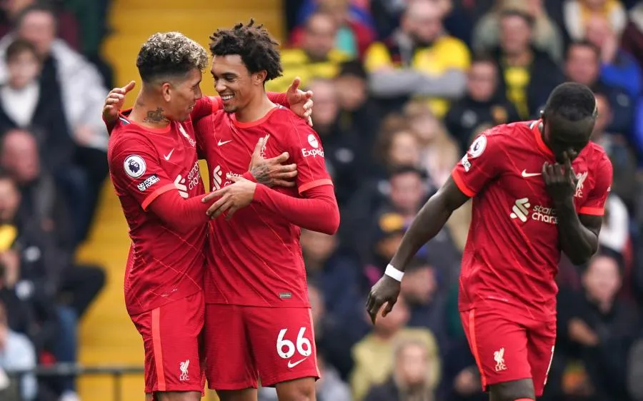 Liverpool torpille Watford avec un triplé de Firmino