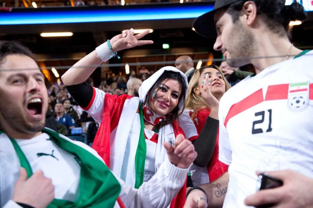 Les femmes à nouveau autorisées dans les stades en Iran