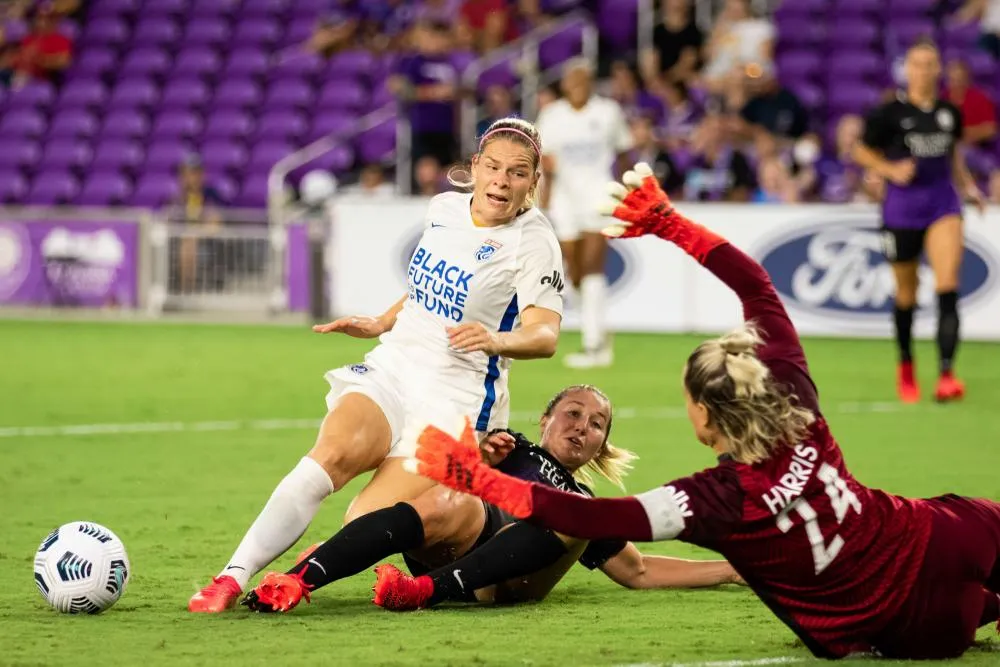 Eugénie Le Sommer à nouveau joueuse de la semaine en NWSL
