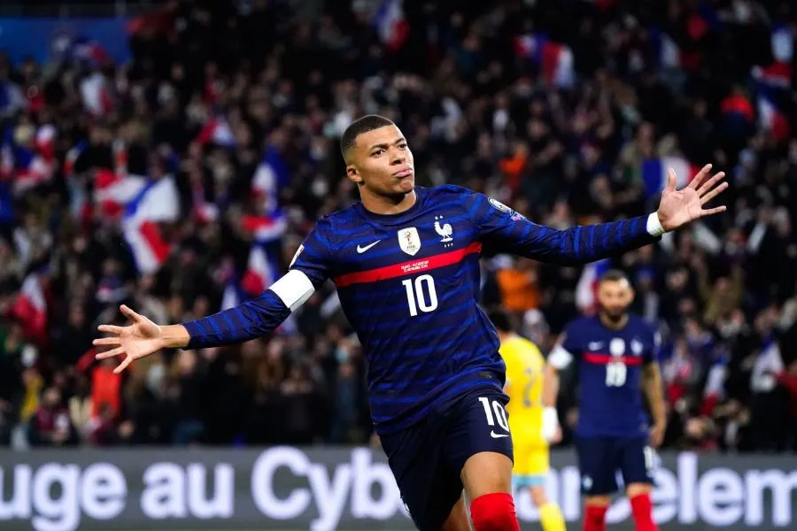 France-Kazakhstan : Kylian Mbappé s&rsquo;est régalé dans son jardin