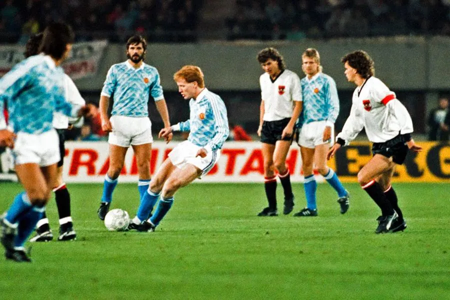 15 novembre 1989 : l’adieu officiel de la RDA contre l&rsquo;Autriche