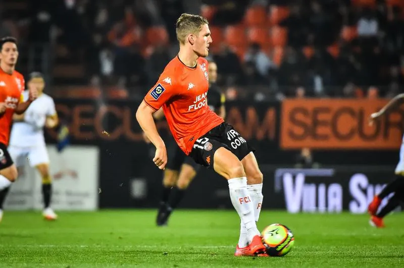 Lorient cède deux points face à Bordeaux