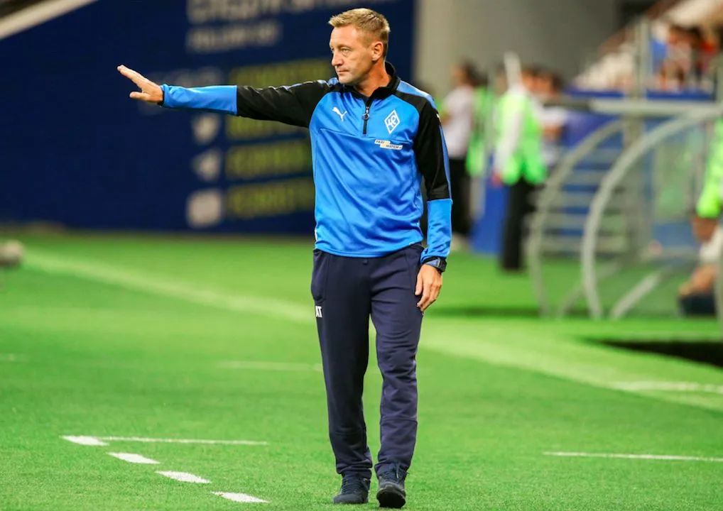 L'entraîneur du FC Astana suspendu 2 ans pour avoir quitté la pelouse avec ses joueurs