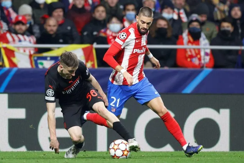 Milan arrache la victoire contre l’Atlético et reste en vie