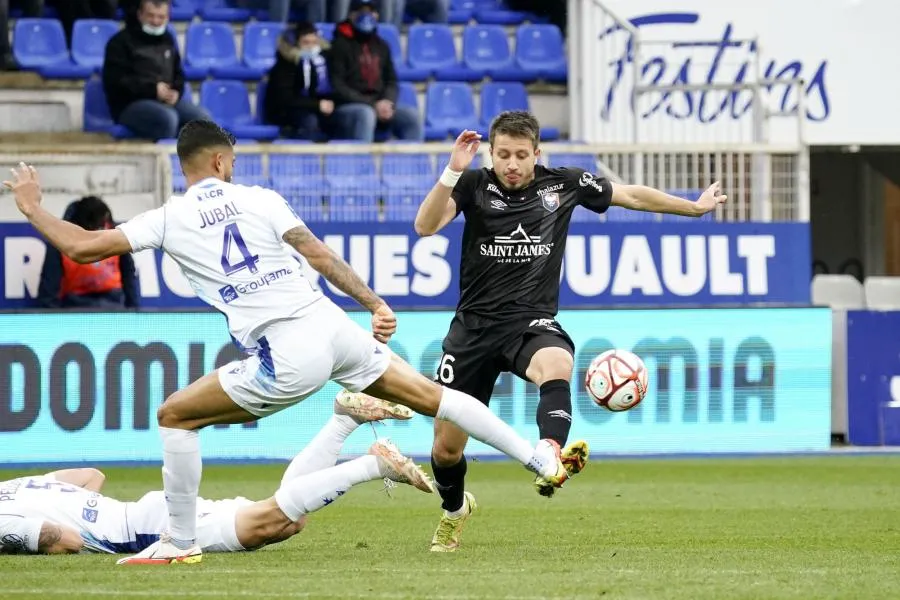 Auxerre et Caen se quittent sur un nul spectaculaire