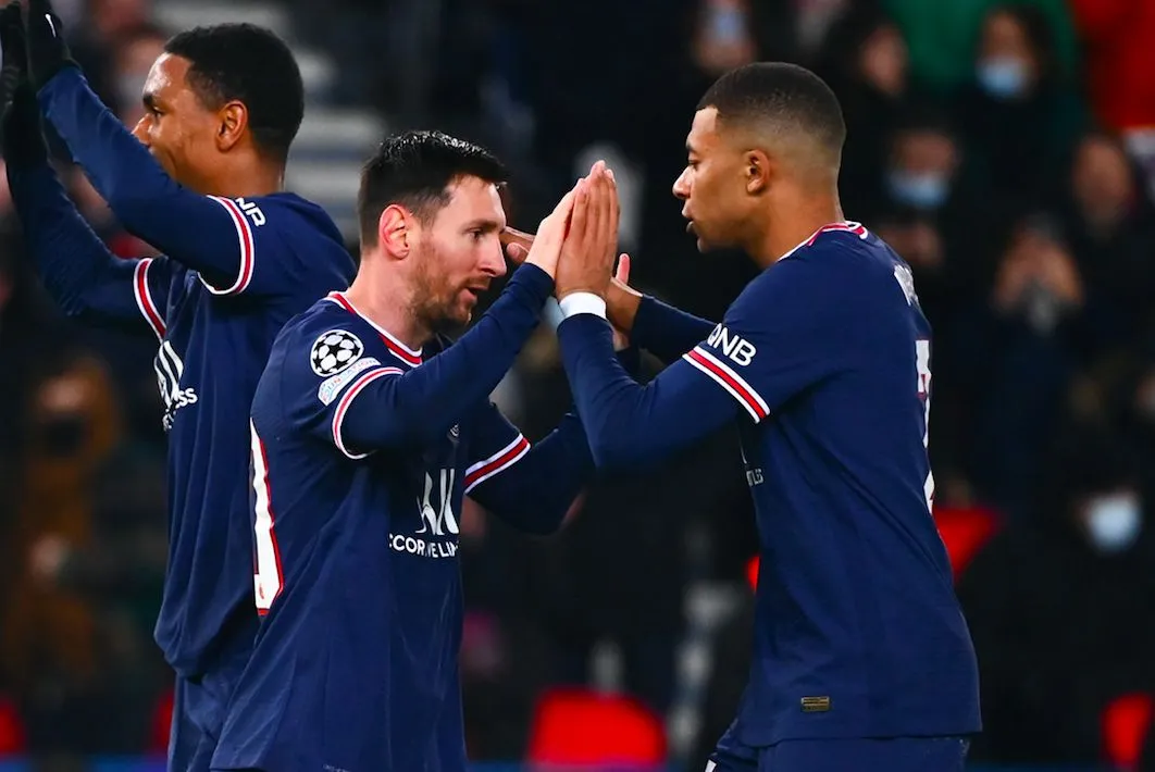 Paris se réveille et dévore Bruges