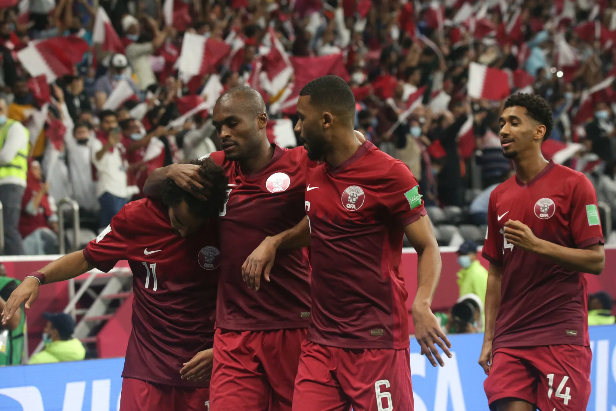 Le Qatar vient à bout de l&rsquo;Égypte aux tirs au but et glane le podium de la Coupe arabe