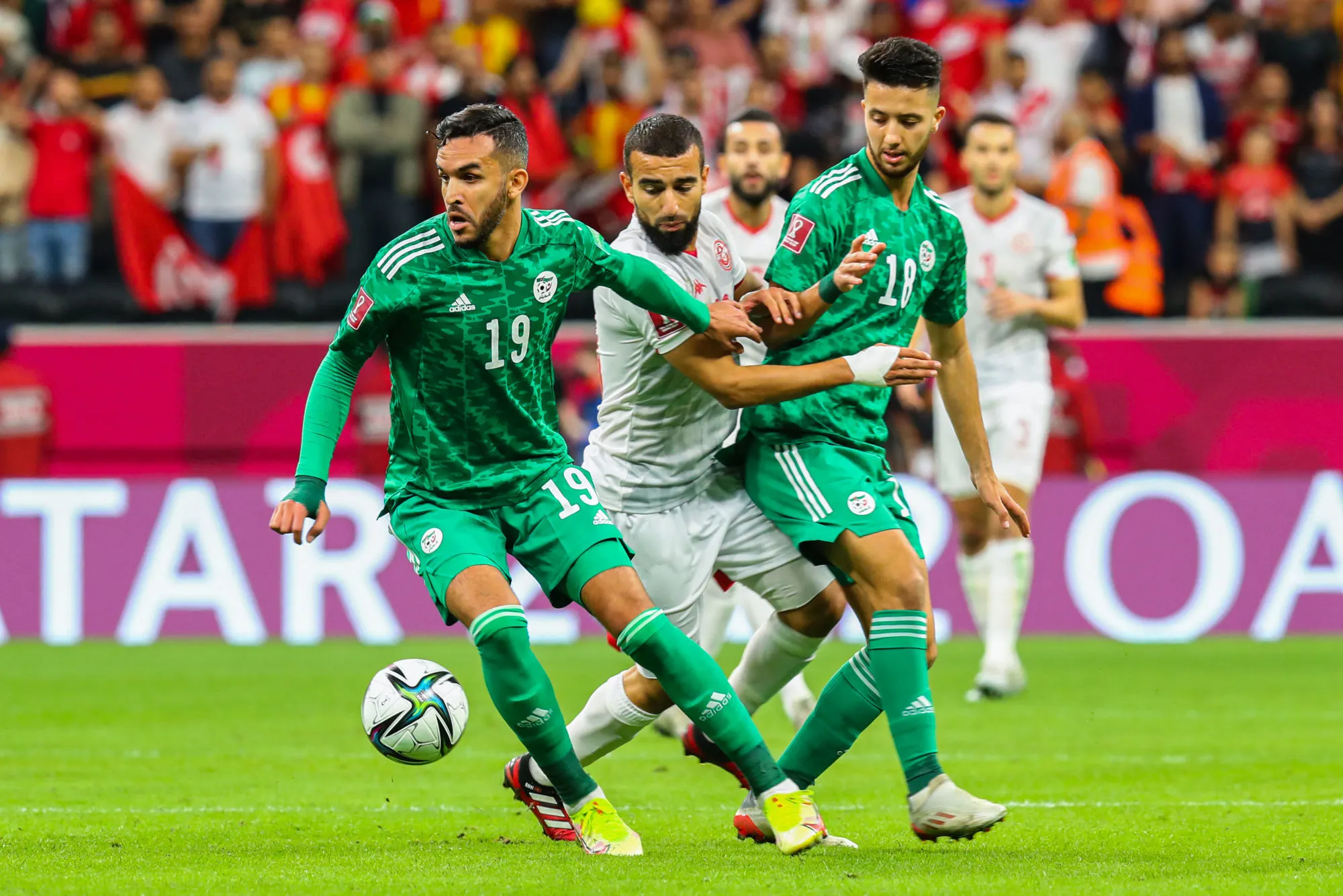 L'Algérie bat la Tunisie et remporte la coupe arabe !