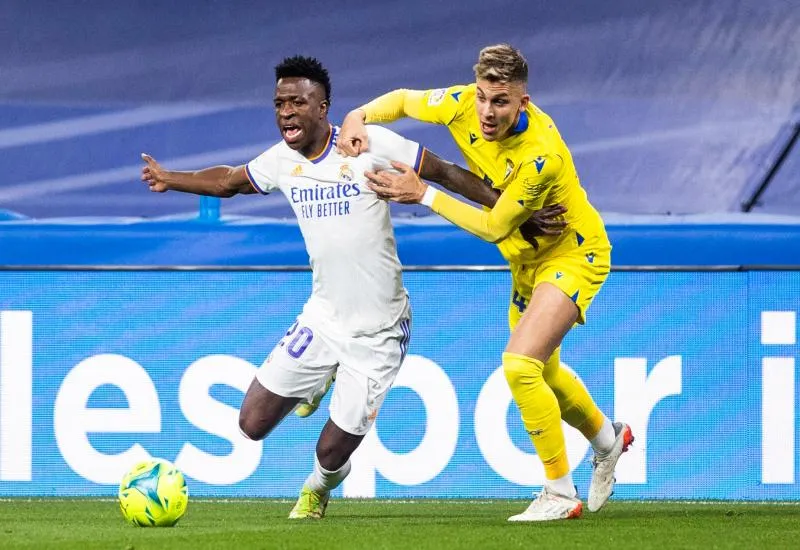 Le Real accroché par Cadix