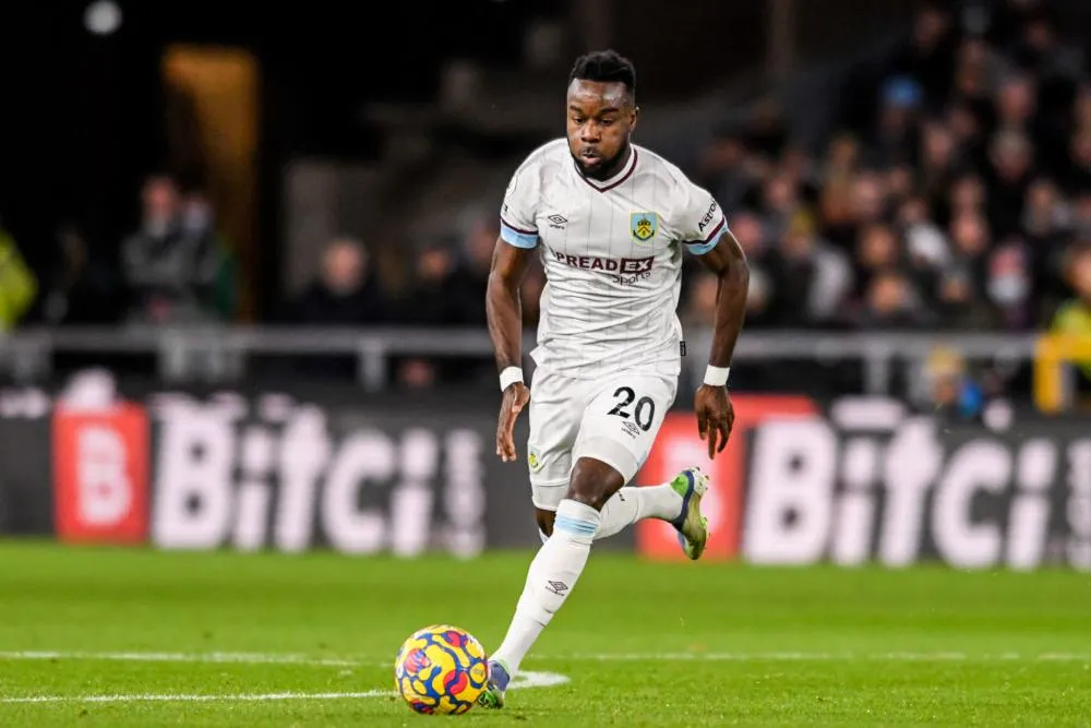 Maxwel Cornet élu joueur de l’année à Burnley