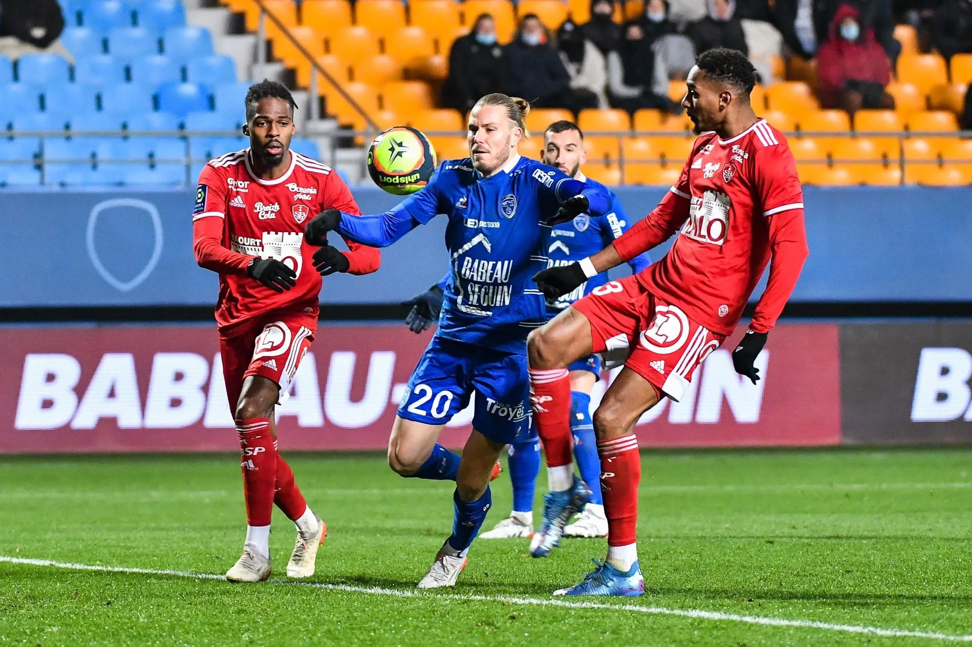 Troyes et Brest se quittent dos à dos