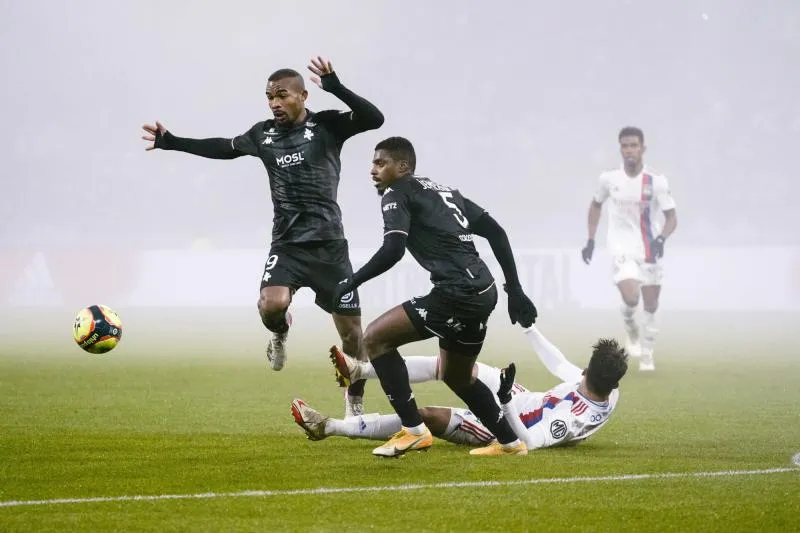 Lyon lâche encore des points contre Metz