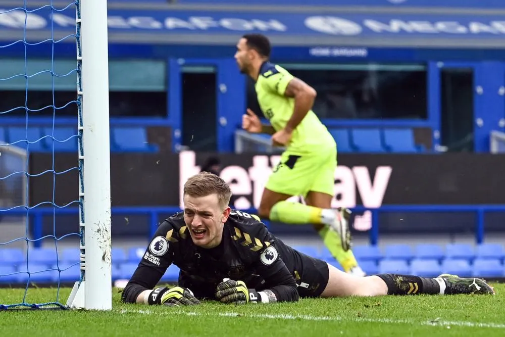 Everton-Newcastle reporté