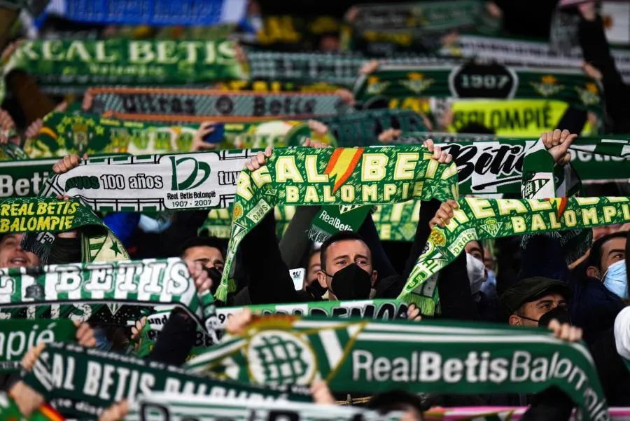 Derby de Séville : le lanceur de la barre en PVC arrêté par la police espagnole