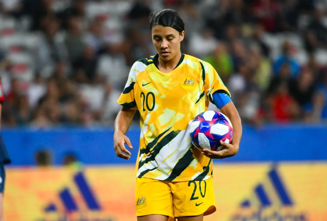 Sam Kerr devient la meilleure buteuse de l’Australie, devant Cahill