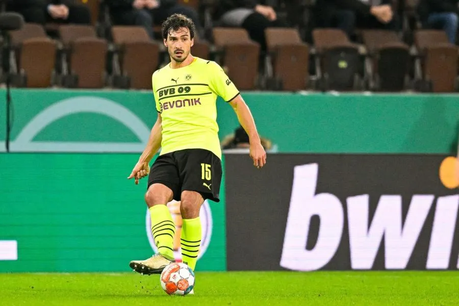 Mats Hummels devient le troisième joueur le plus capé de Dortmund