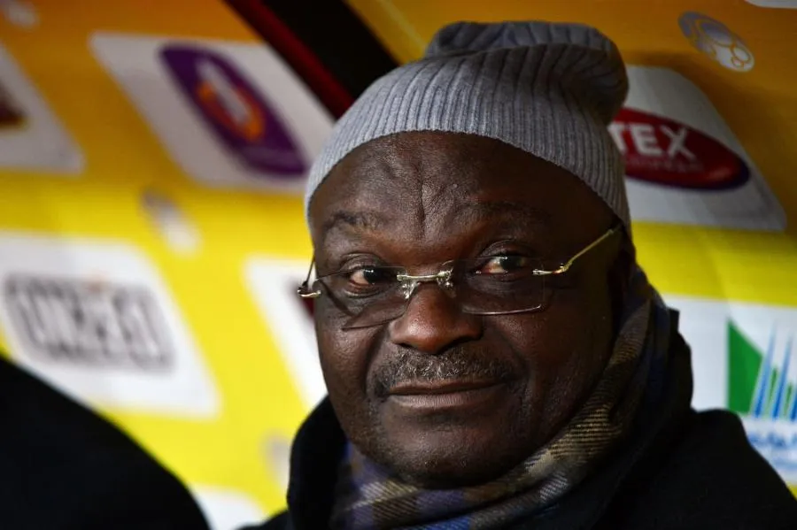 Roger Milla accuse les pays du Maghreb de «<span style="font-size:50%">&nbsp;</span>mettre le bordel<span style="font-size:50%">&nbsp;</span>» en Afrique