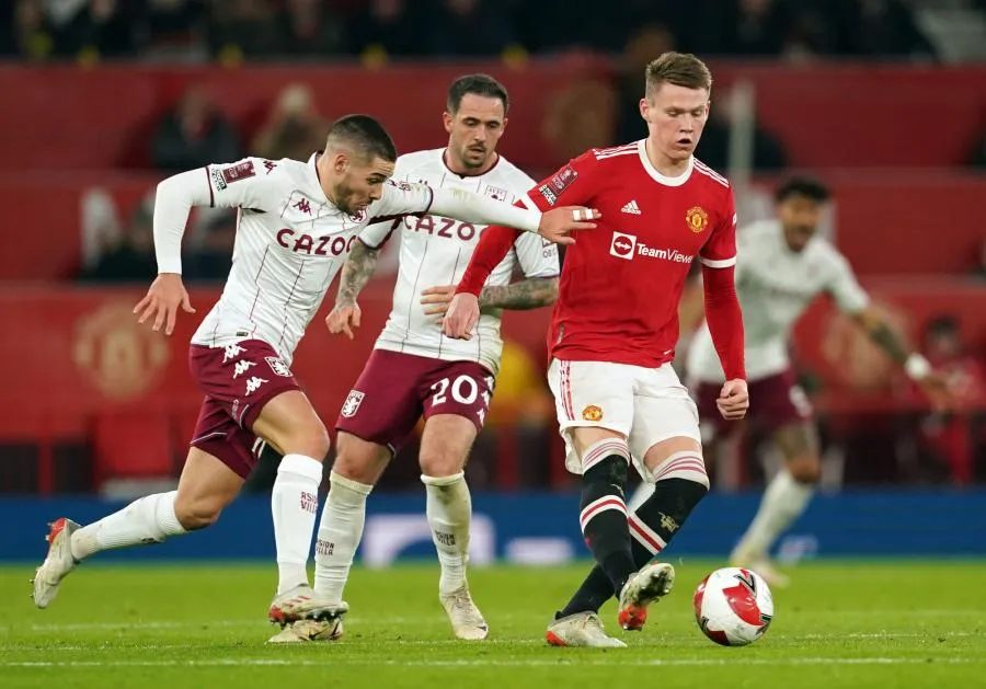 Manchester United écarte Aston Villa