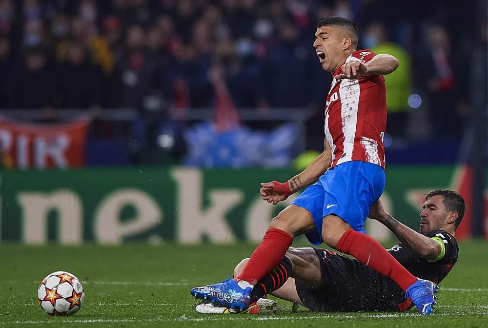 L&rsquo;UEFA demande aux arbitres de plus sanctionner les simulations