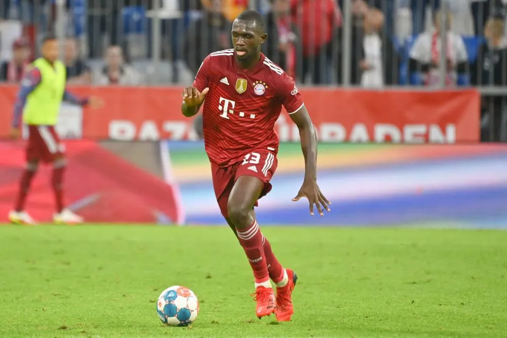 Bayern Munich : Julian Nagelsmann demande à Tanguy Nianzou Kouassi d’être «<span style="font-size:50%"> </span>plus fiable<span style="font-size:50%"> </span>» s’il veut jouer