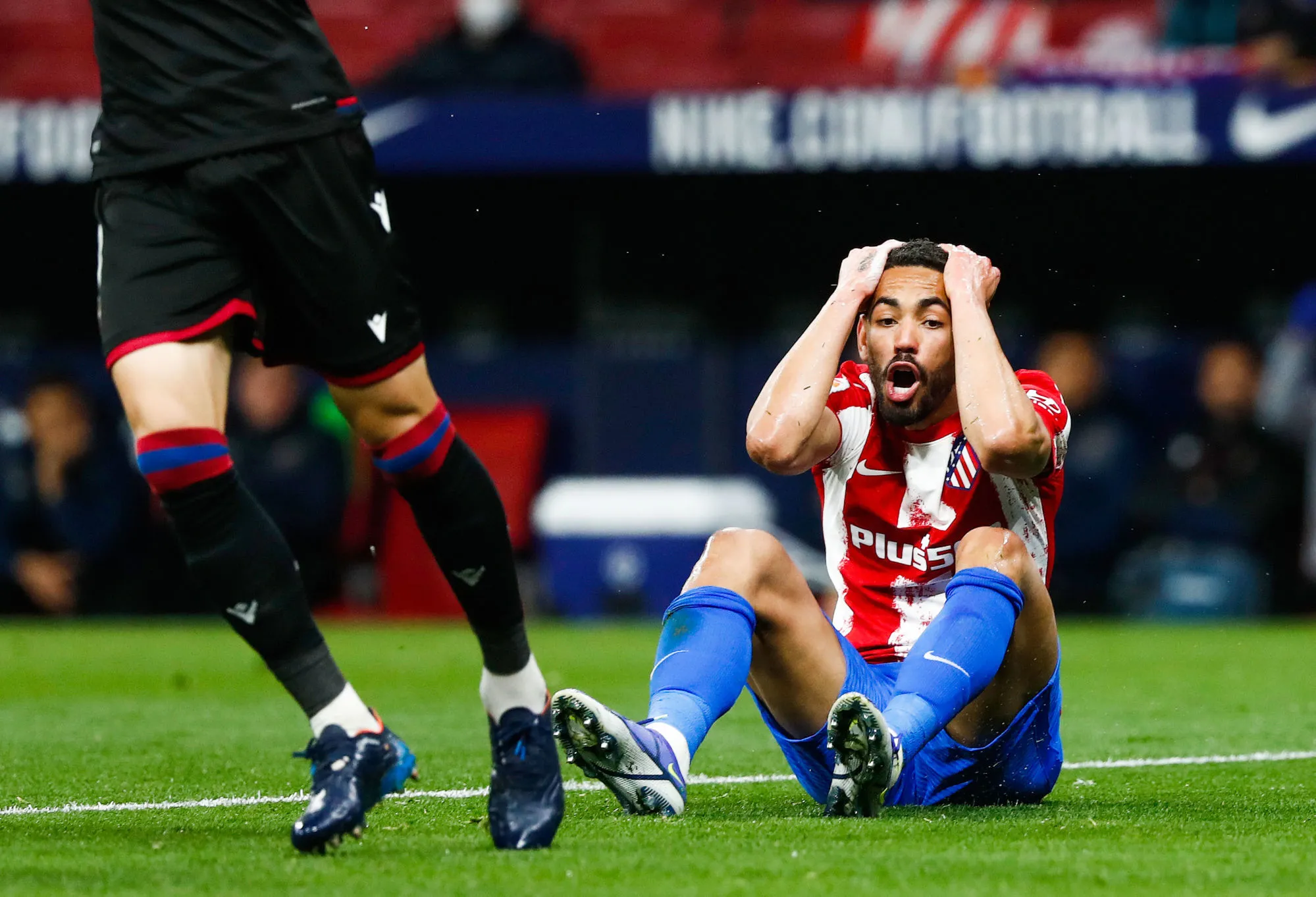 L&rsquo;Atlético se fait souffler par Levante, la lanterne rouge